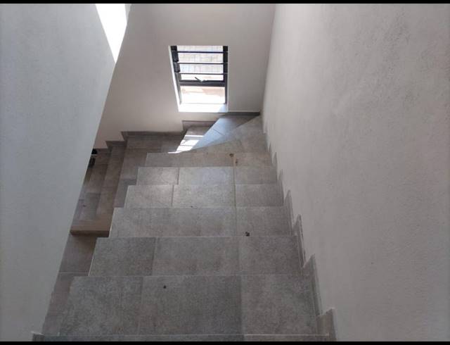 3 BEDROOM HOUSE FOR SALE IN WATERVAL EAST